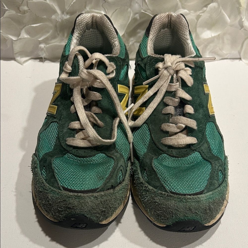 New Balance Green and Yellow Men's Shoes